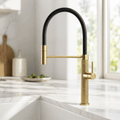 Single Handle Pull Down Kitchen Sink Faucet with Sprayer